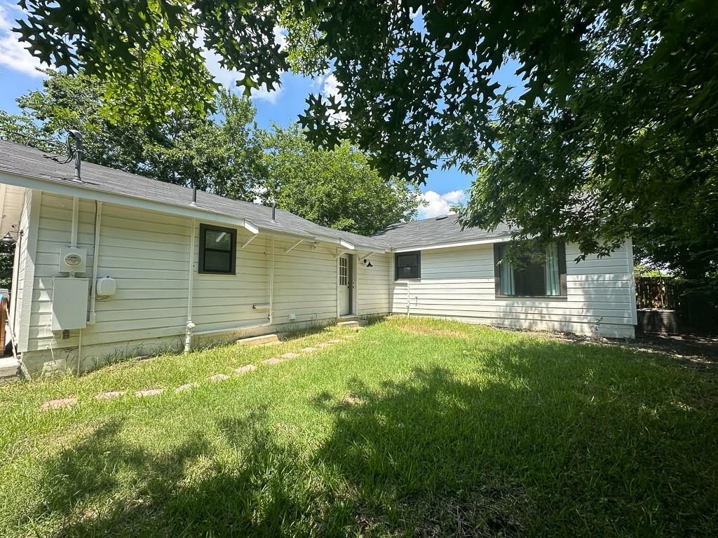 403 Lizzie St Property Photo 30