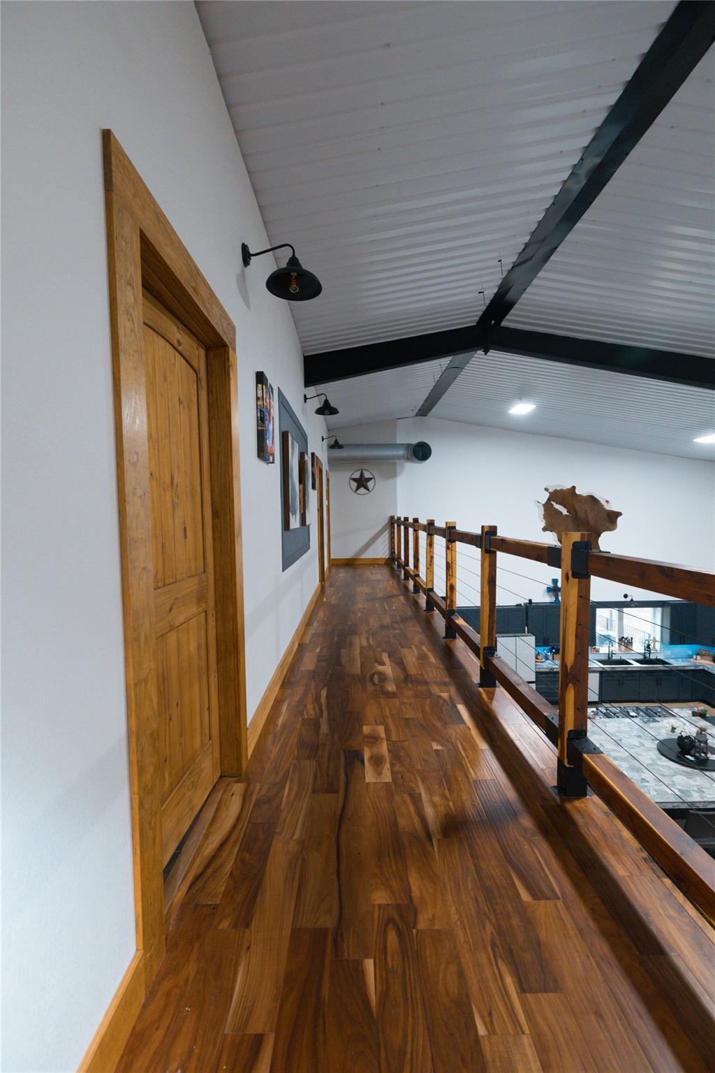 143 County Rd Property Photo 5