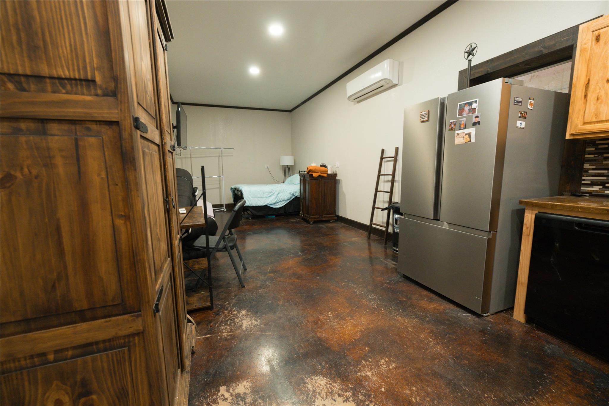 143 County Rd Property Photo 30