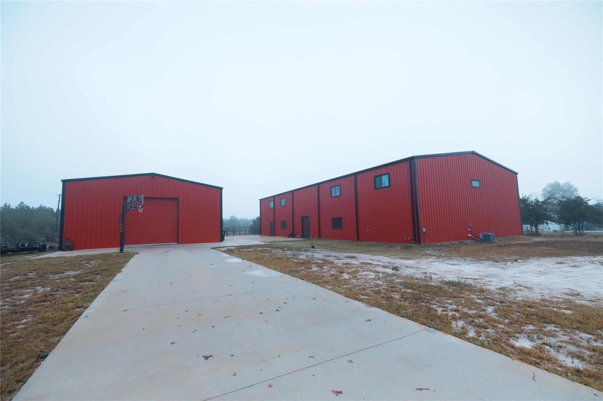 143 County Rd Property Photo 35