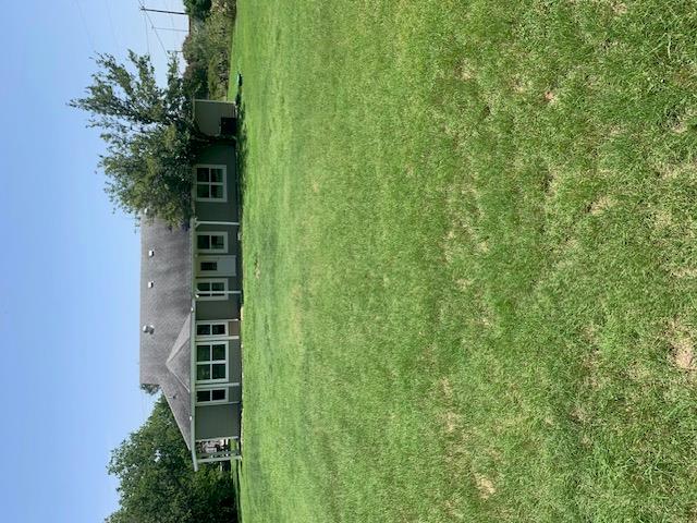 1501 N Burleson St Property Photo 6