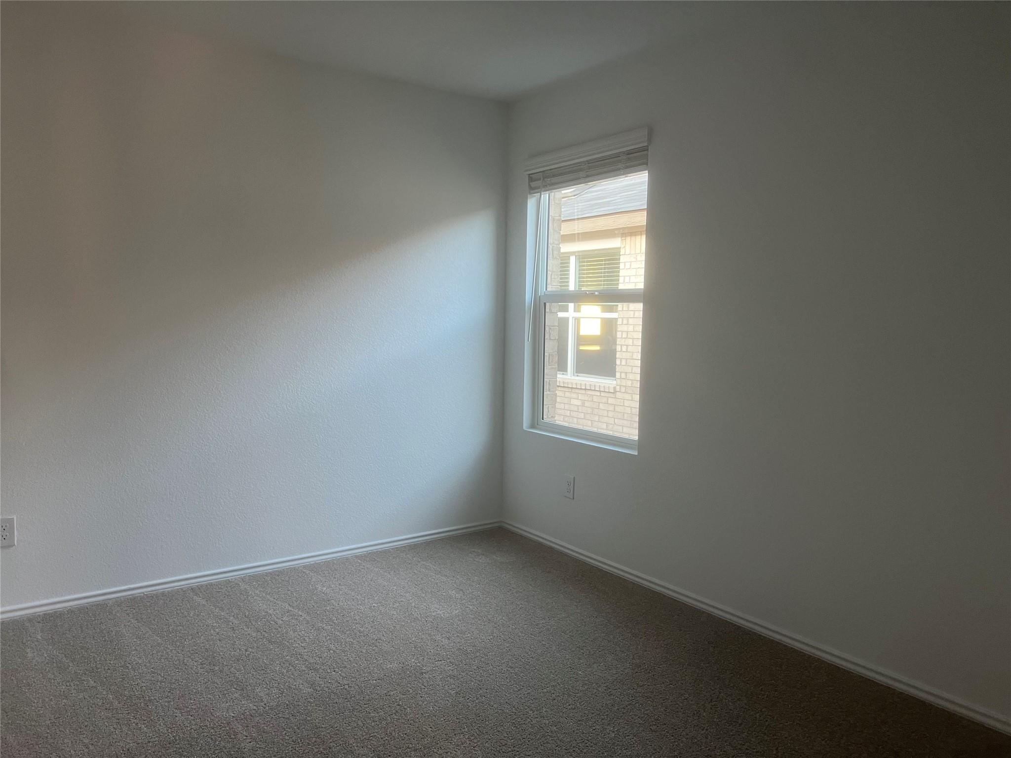 539 Avre Loop Property Photo 9
