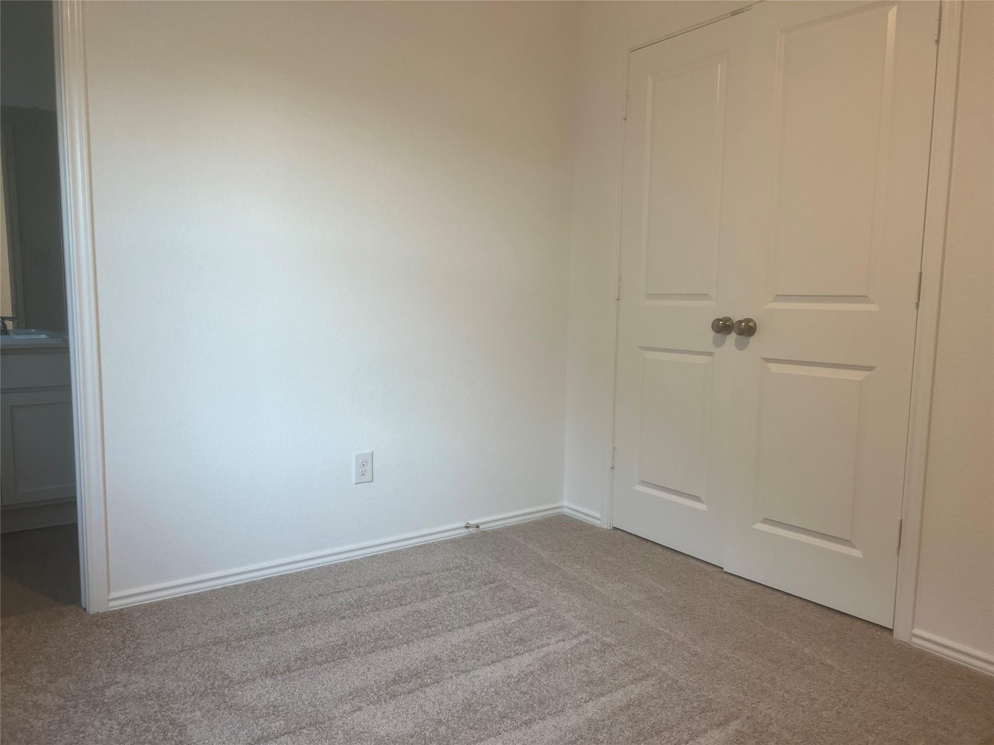 539 Avre Loop Property Photo 10