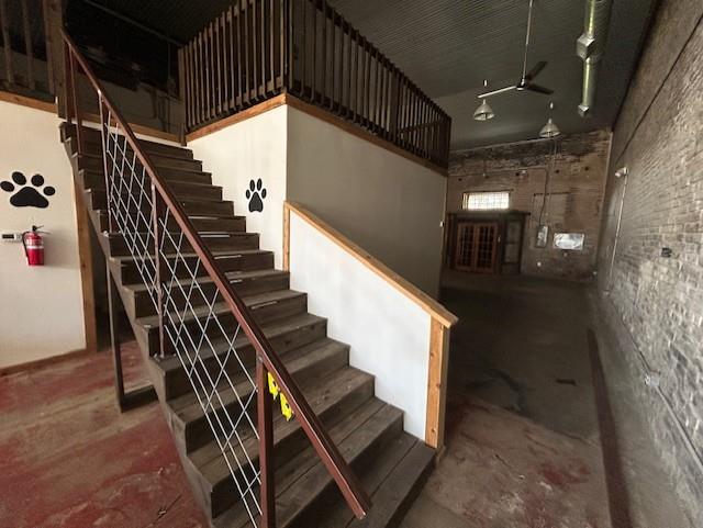 111 N Main St Property Photo 10