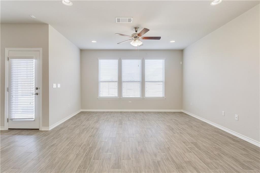 14202 Mccoy Loop Property Photo 13