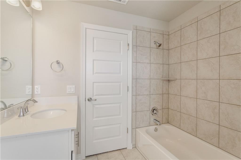 14202 Mccoy Loop Property Photo 30