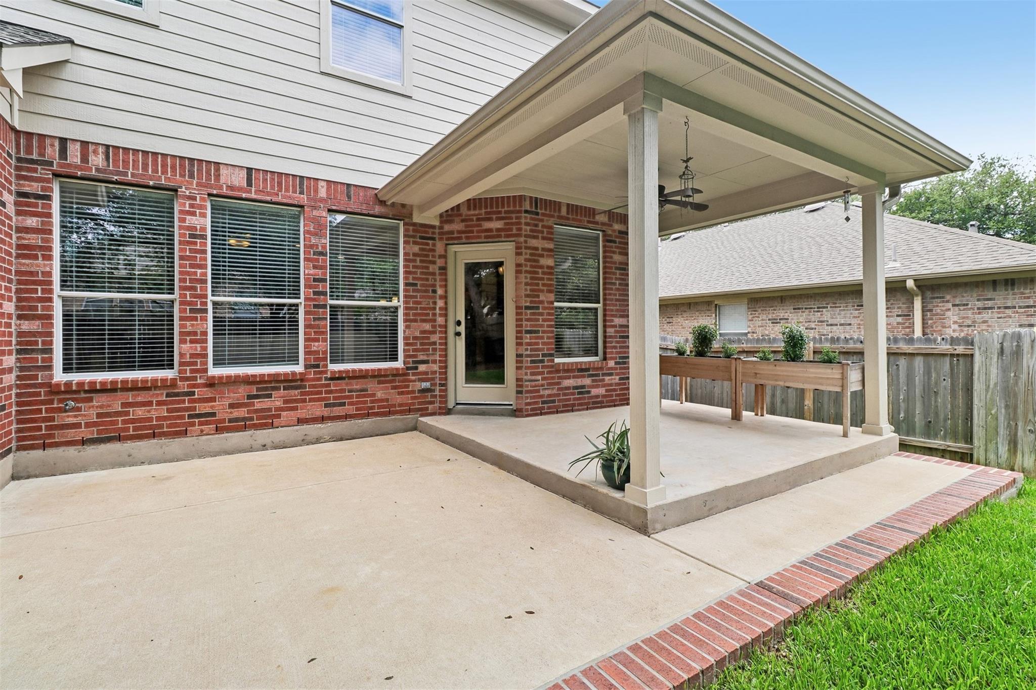 3707 Juniper Hills St Property Photo 20