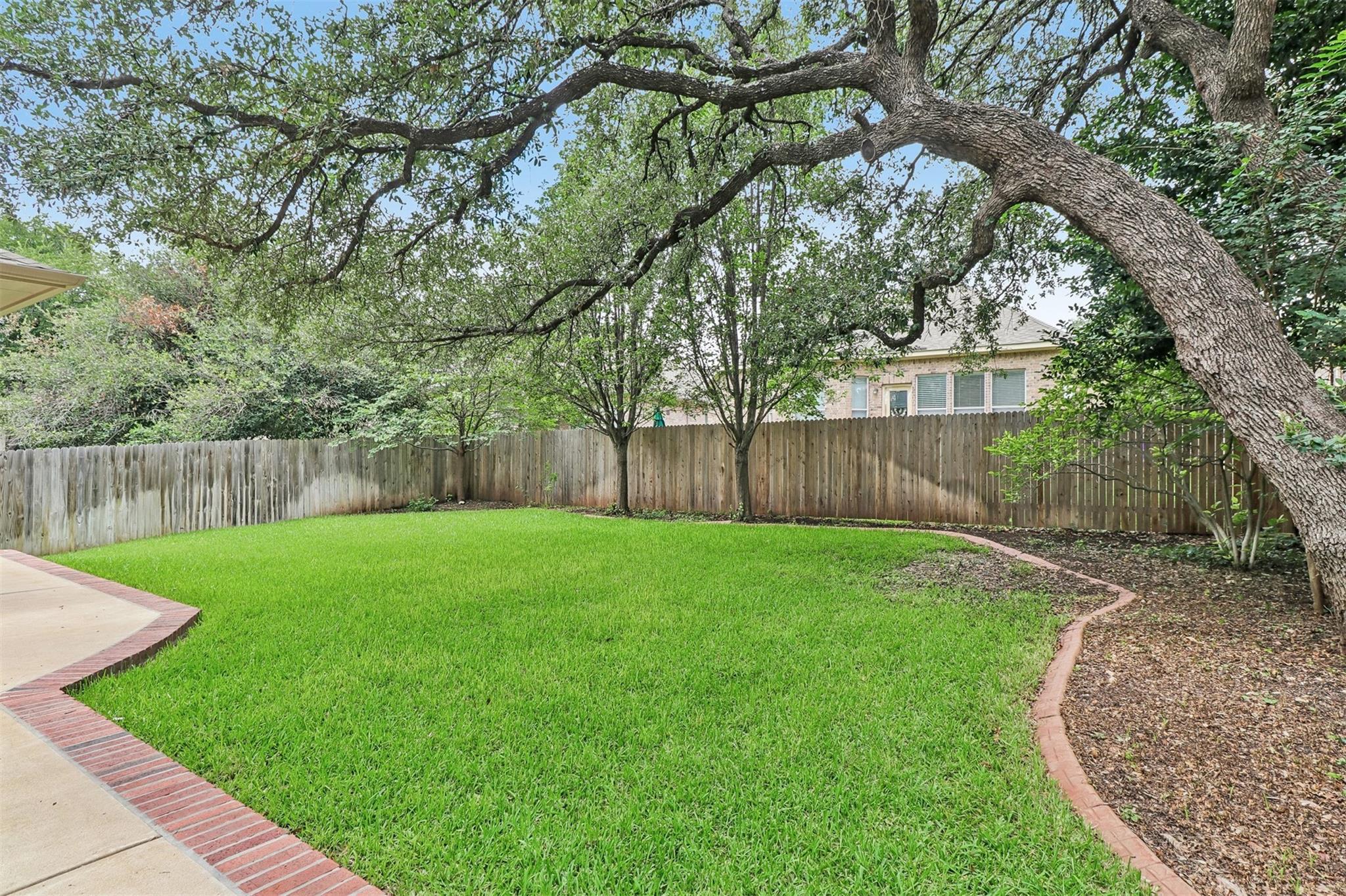 3707 Juniper Hills St Property Photo 22