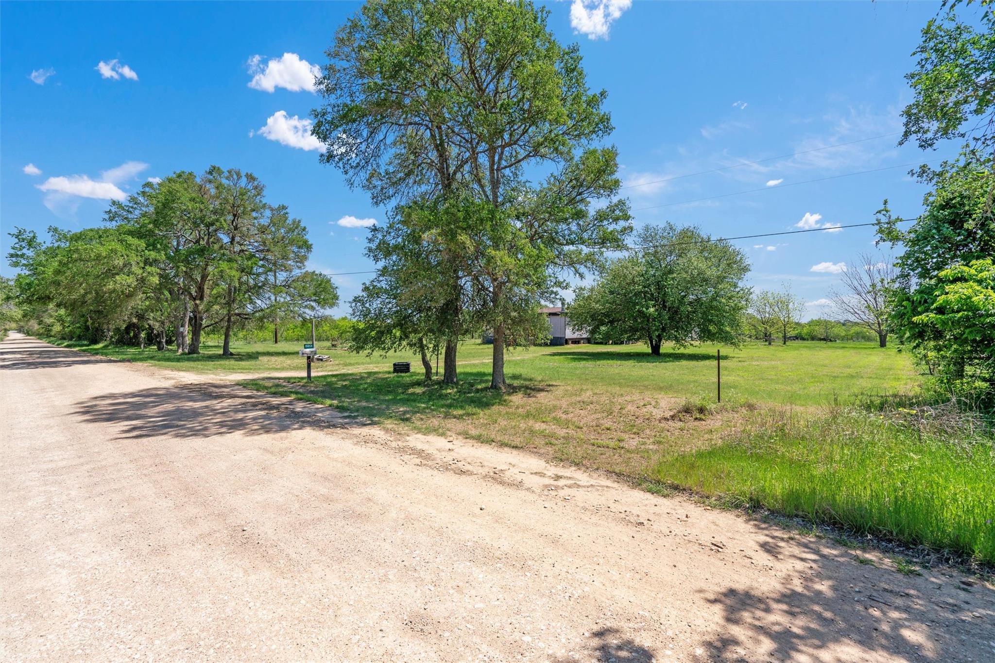 523 County Road 414 Property Photo 24
