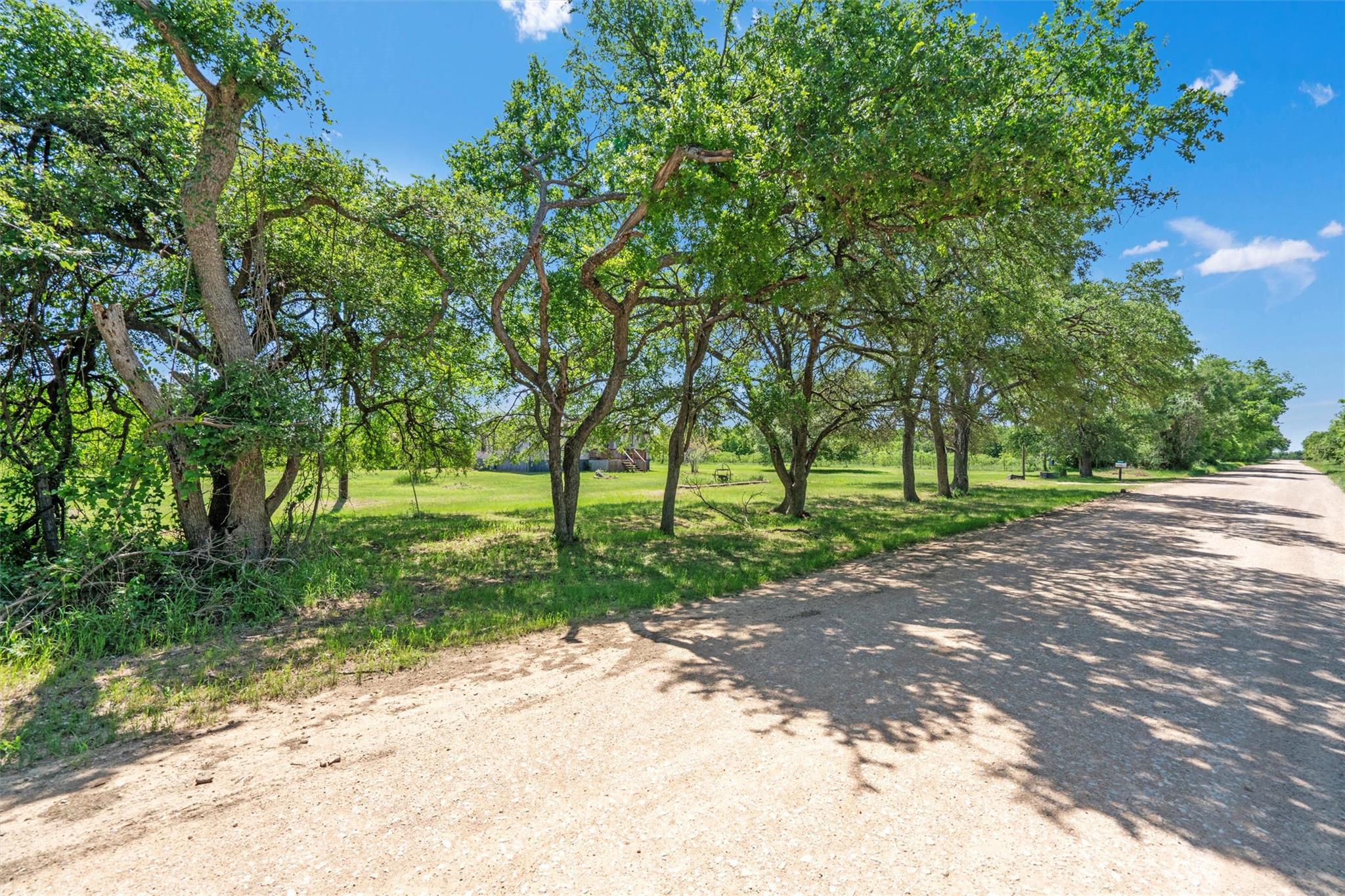 523 County Road 414 Property Photo 25