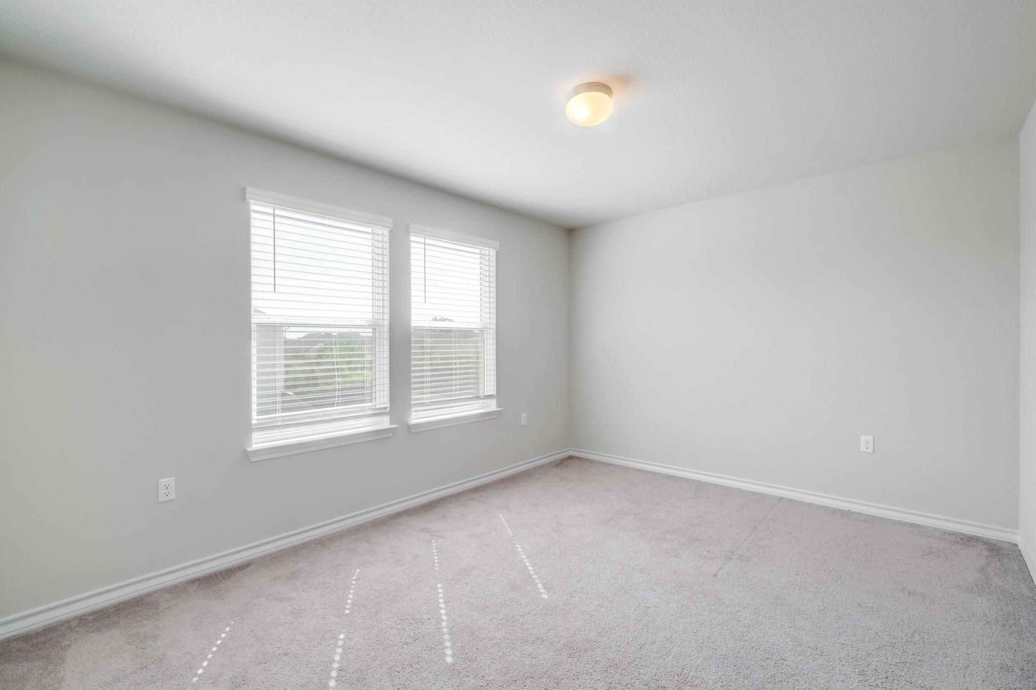 11920 Saddle Rock Dr Property Photo 15