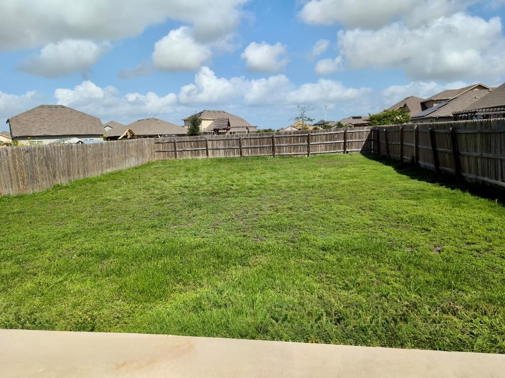 12040 Riparian Rd Property Photo 23