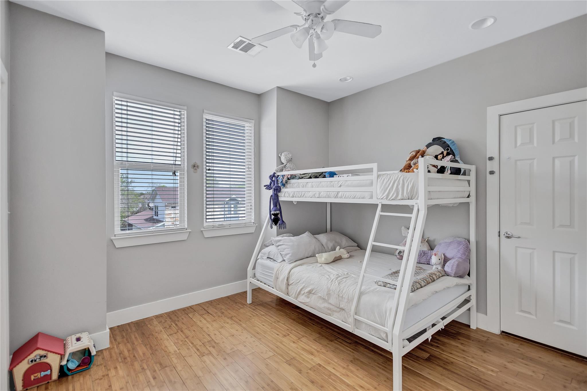 3309 Thomas Kincheon St Property Photo 15