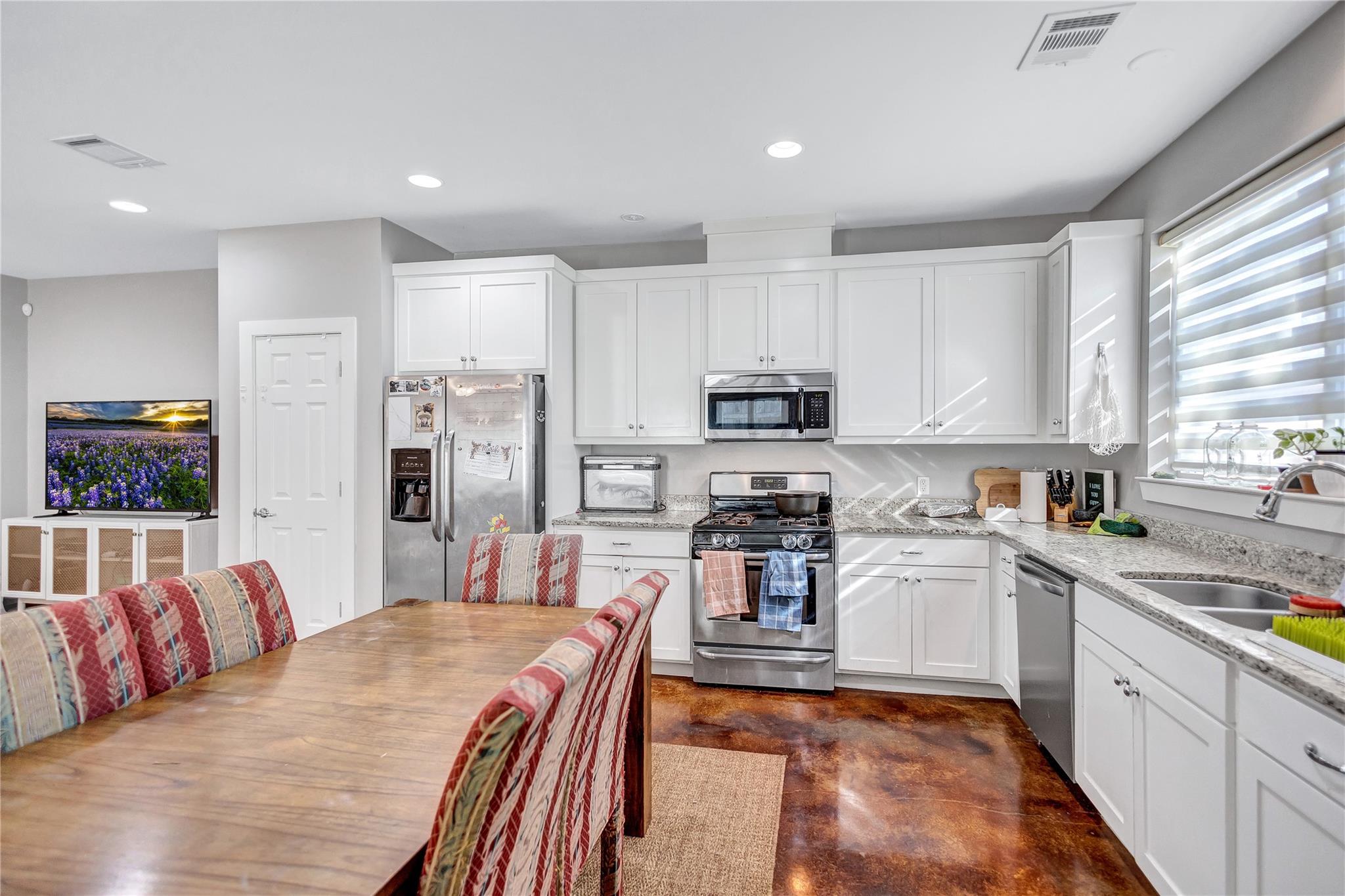 3309 Thomas Kincheon St Property Photo 20
