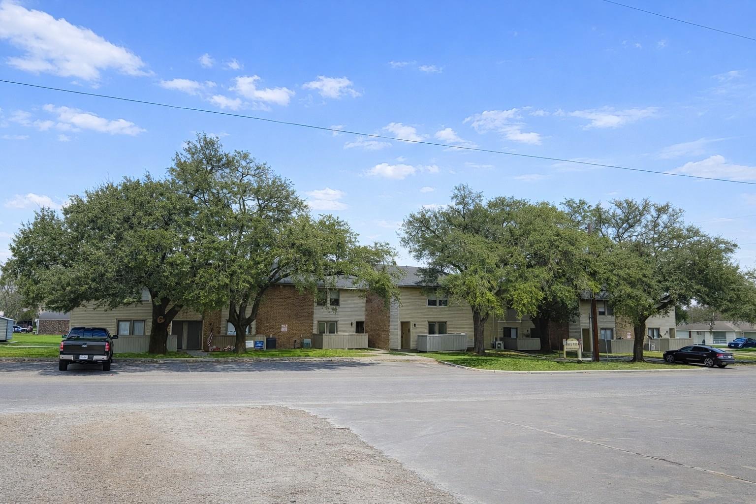 300 Childress Dr SW