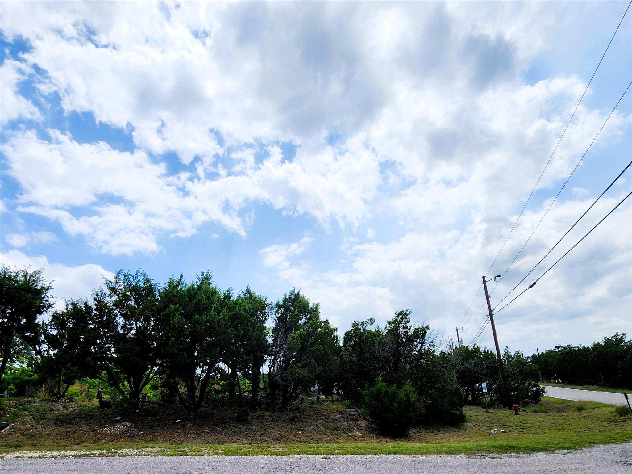 21105 Rawhide TRL Property Photo 1