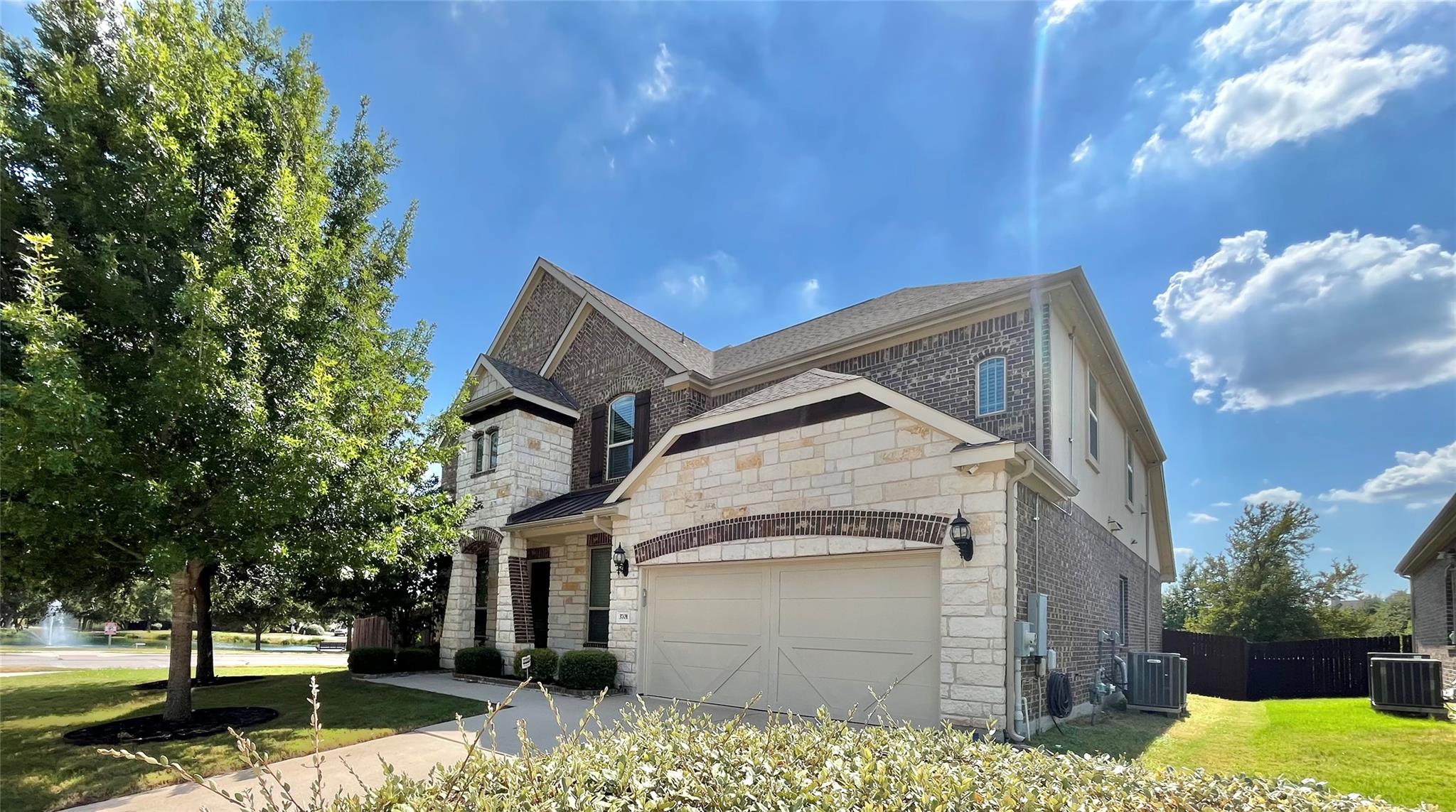 3701 Carya Dr Property Photo 2