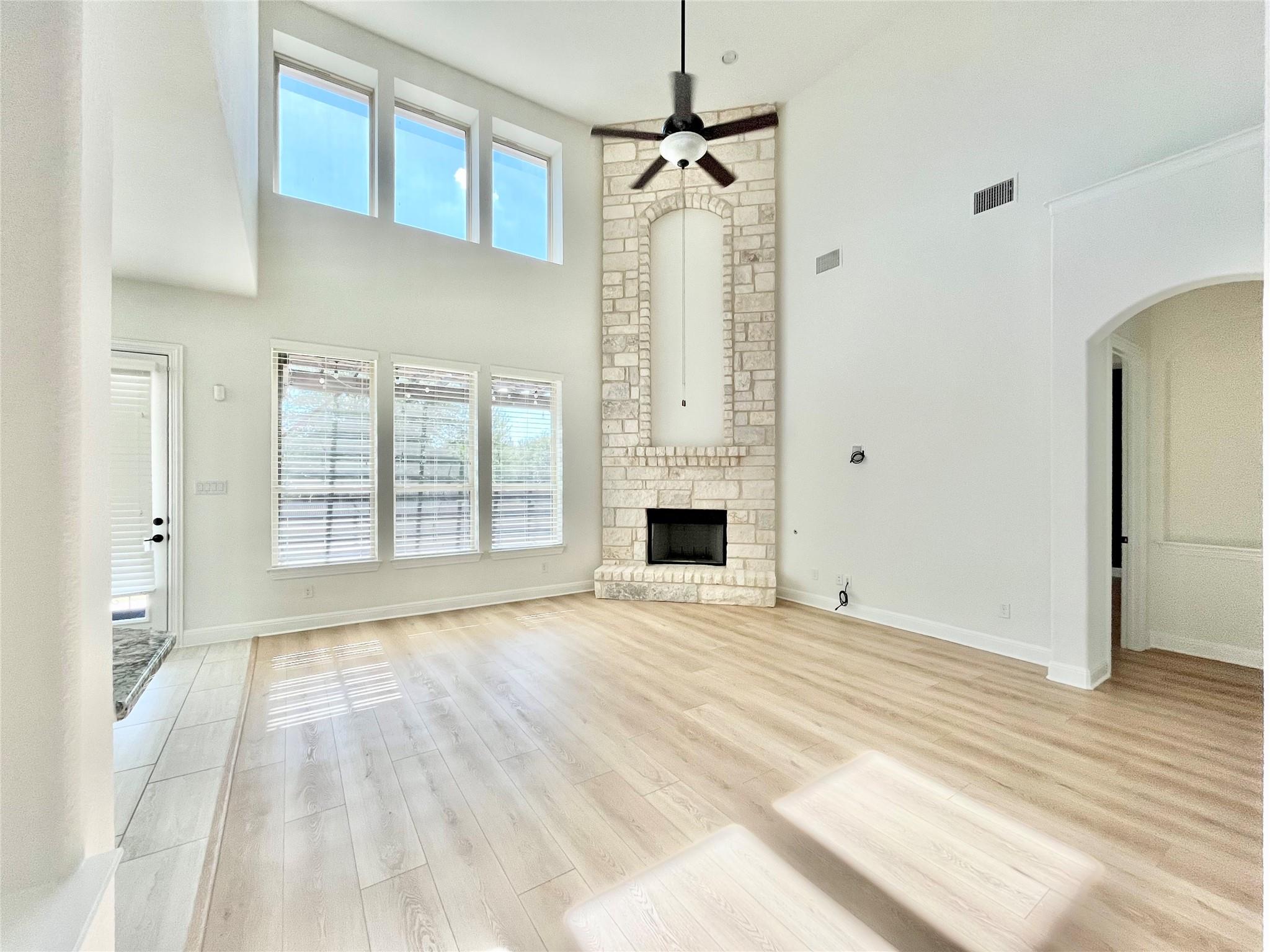 3701 Carya Dr Property Photo 4