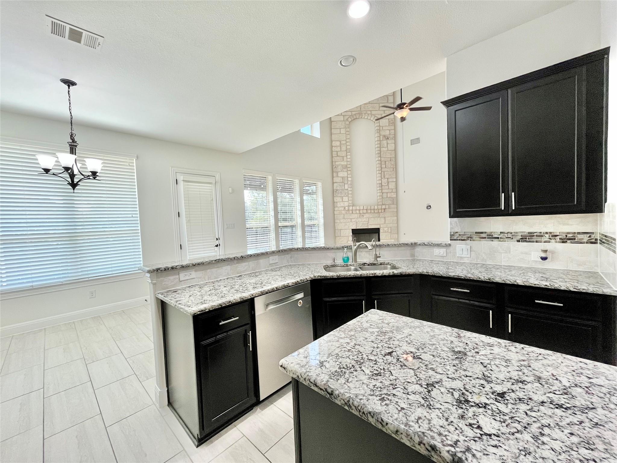 3701 Carya Dr Property Photo 7