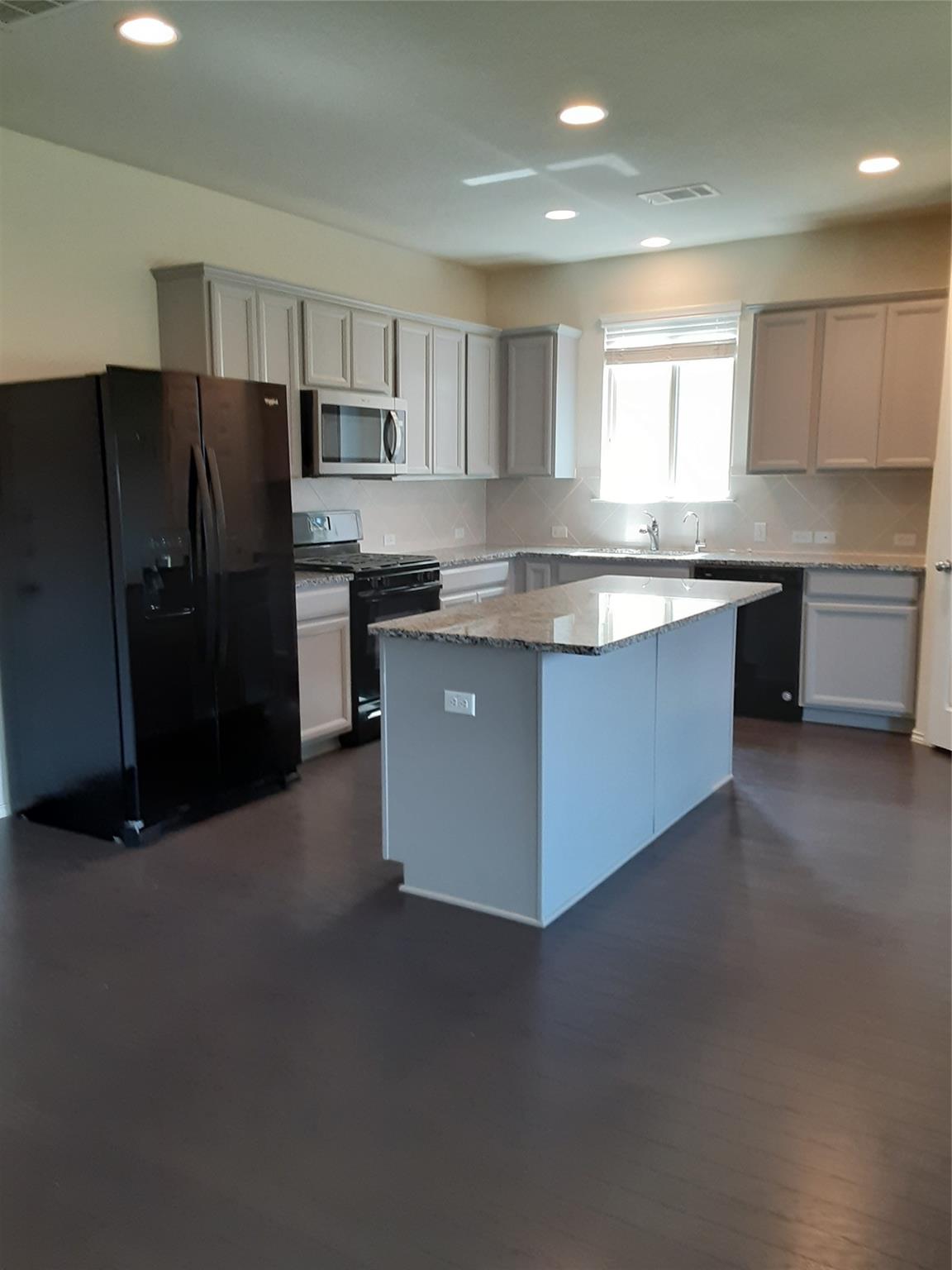 504 Coffee Berry Dr Property Photo 7