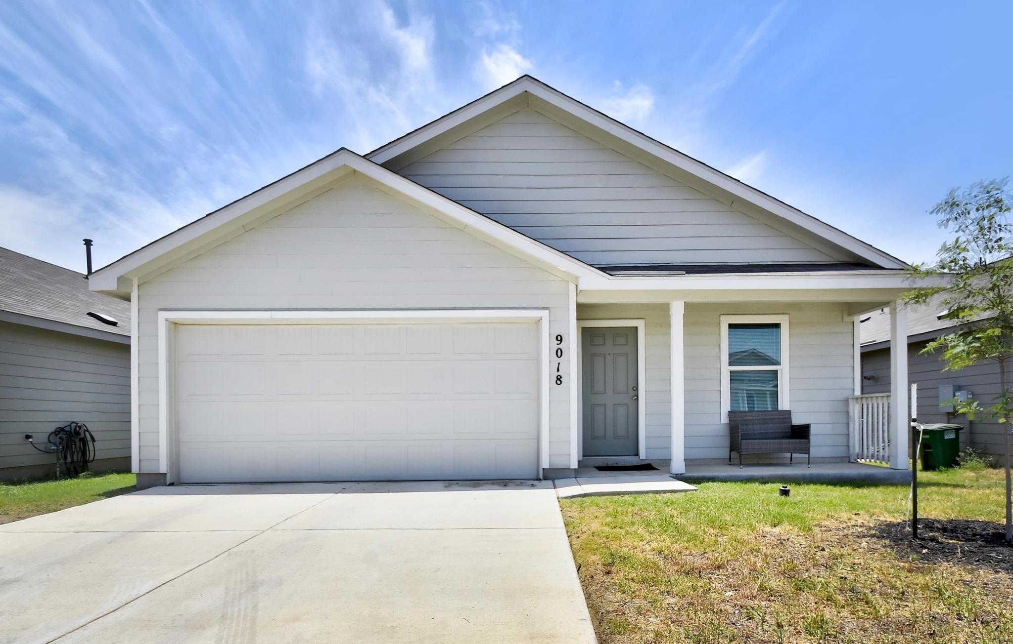 9018 Stellar Moon None Property Photo 1