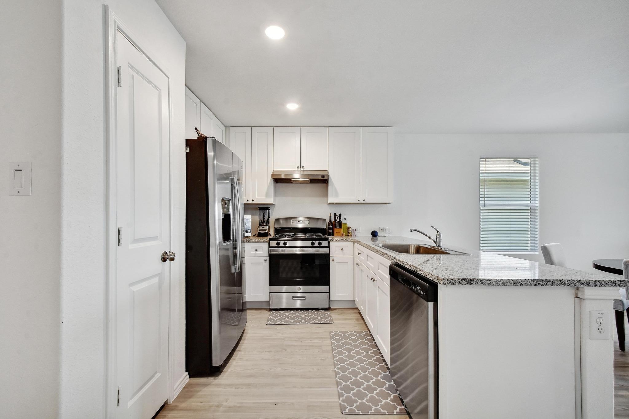 9018 Stellar Moon None Property Photo 5