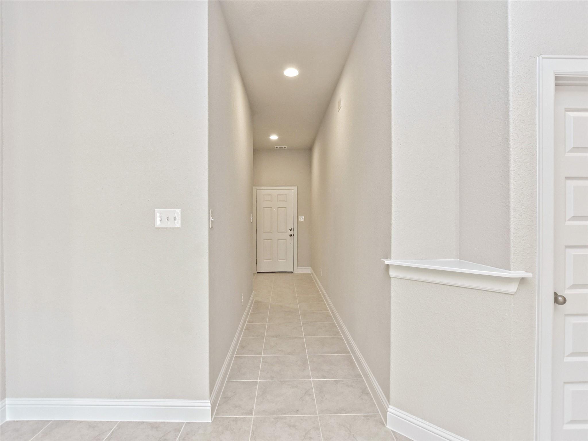 8116 Bronco Ln Property Photo 4