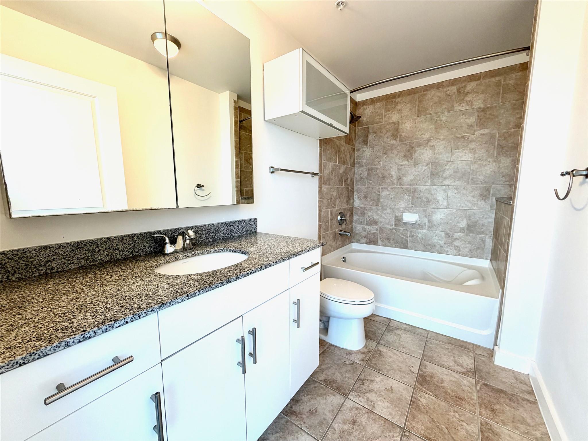 360 Nueces St #4008 Property Photo 10