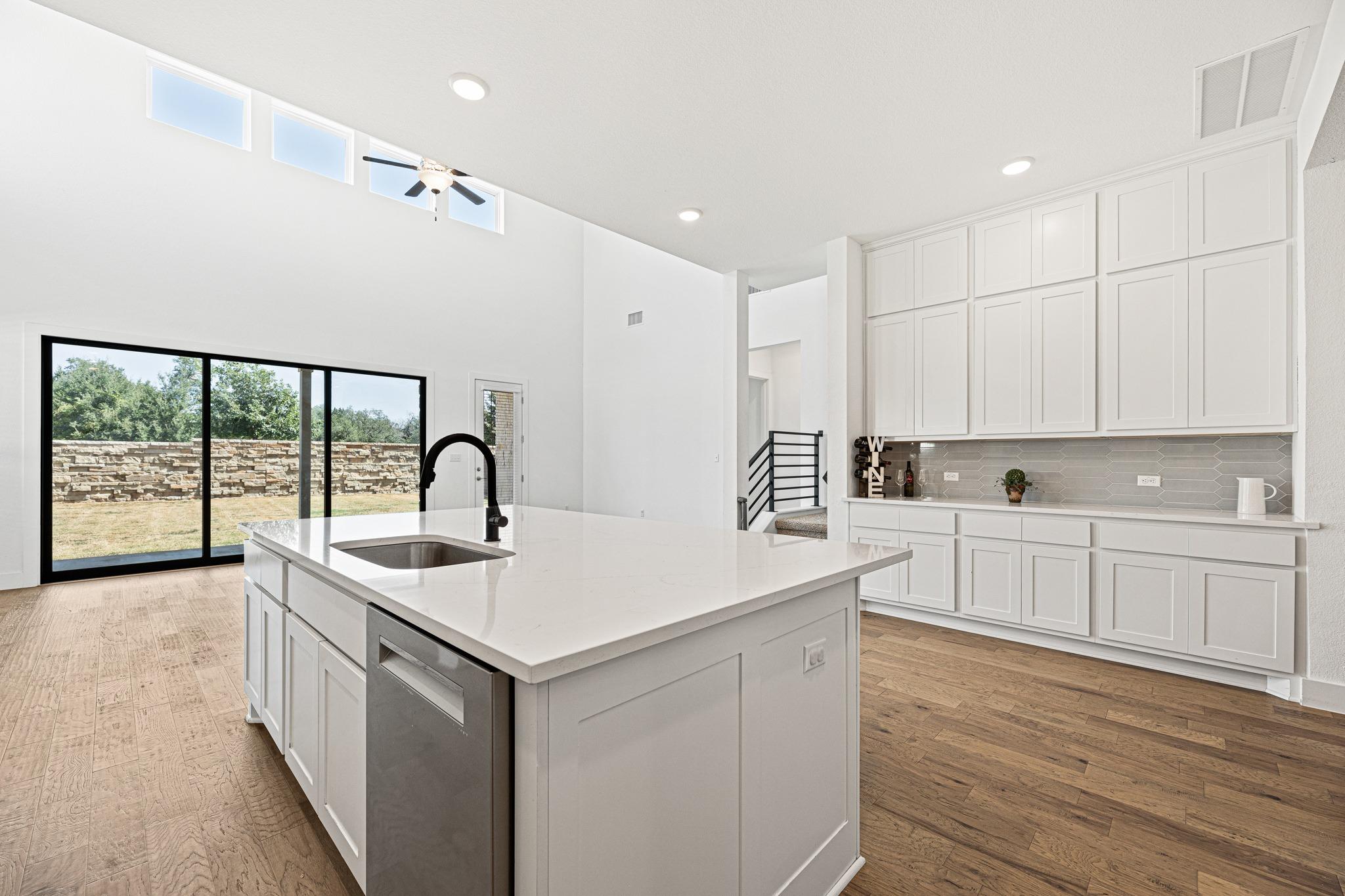 1105 Lickety Ln Property Photo 15