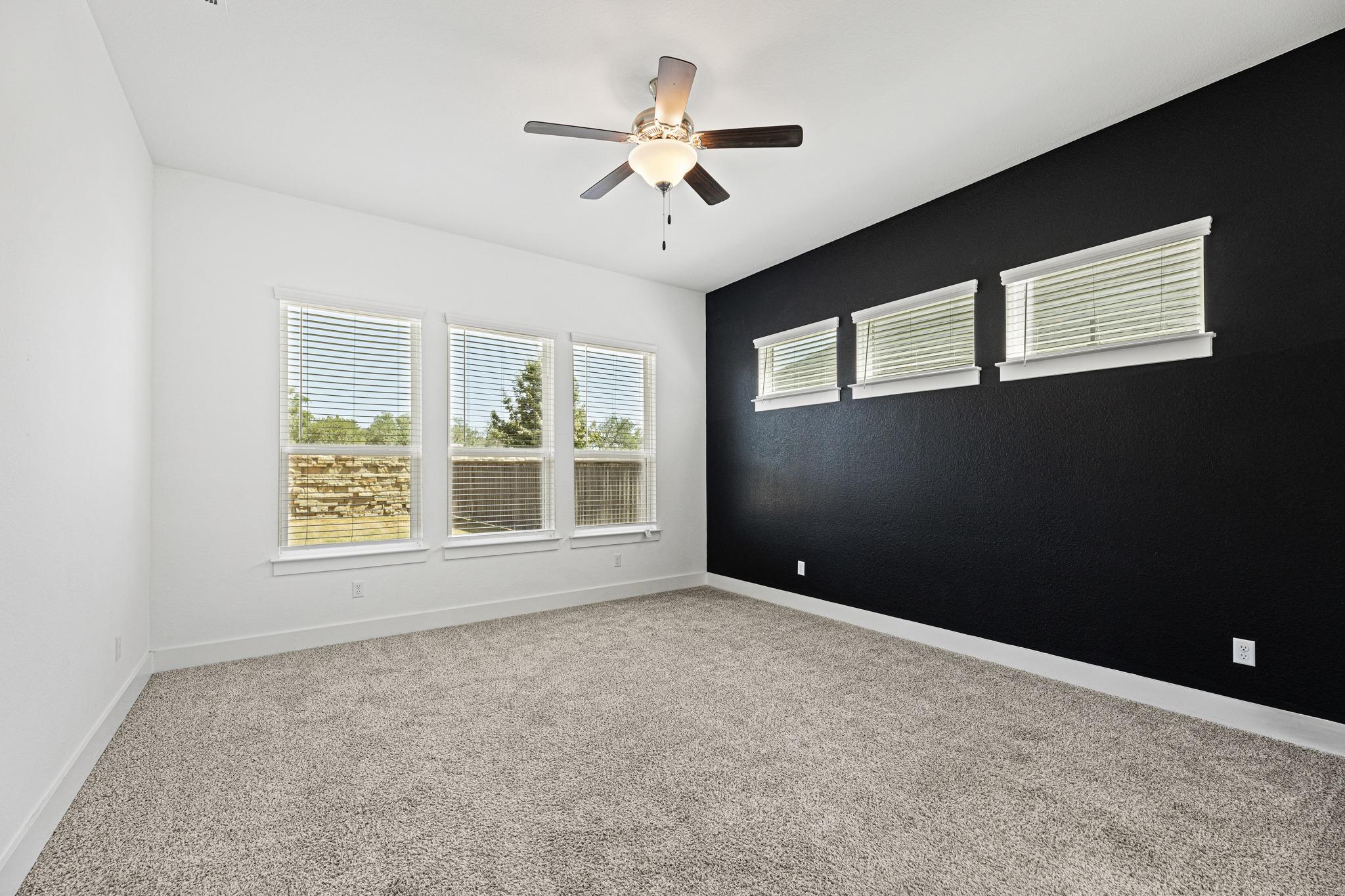1105 Lickety Ln Property Photo 17