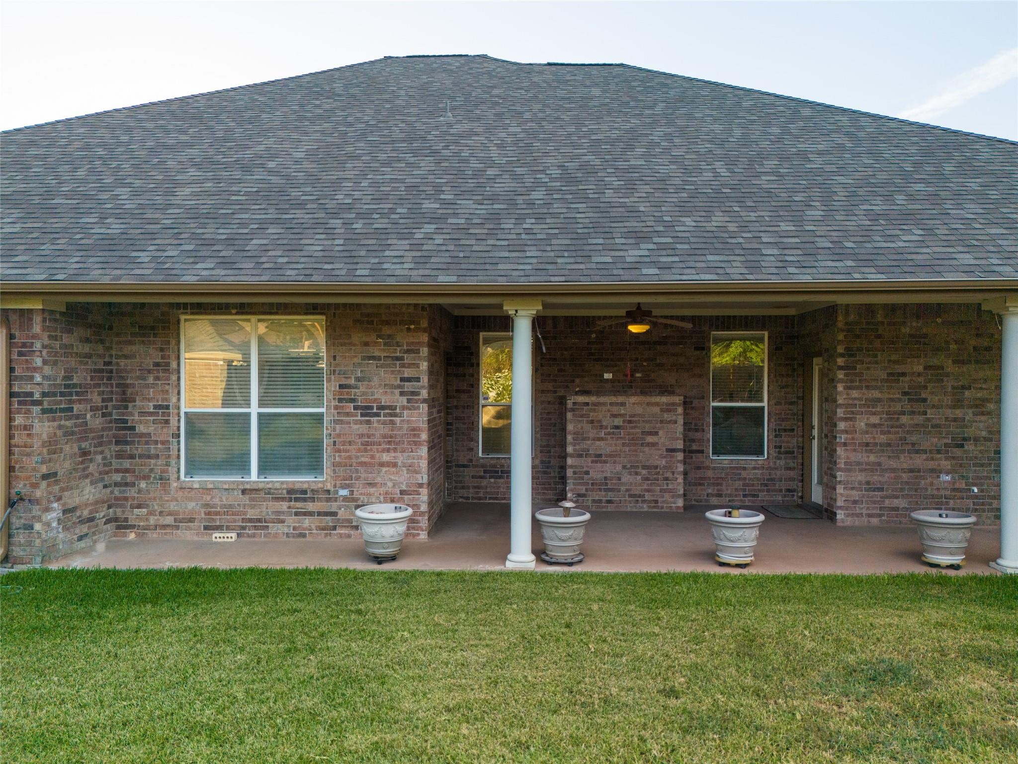 1004 Shady Hollow Ct Property Photo 38