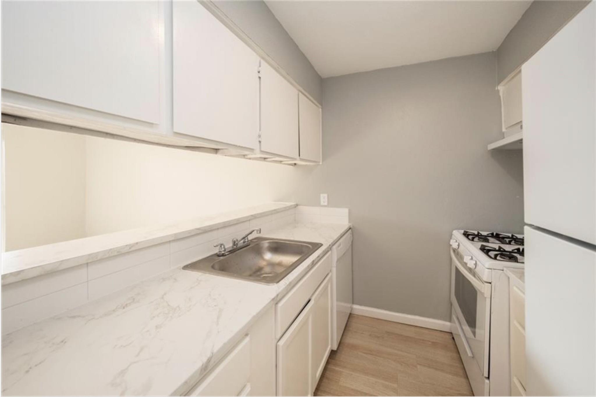2610 Ektom Dr #c Property Photo 8