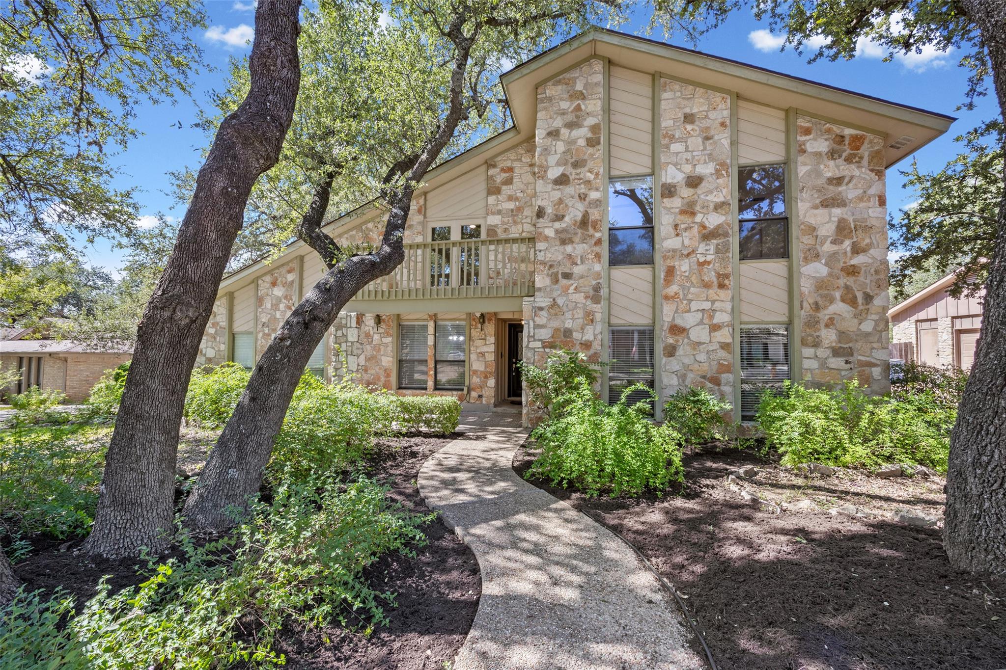 11306 Pickfair Dr Property Photo 1