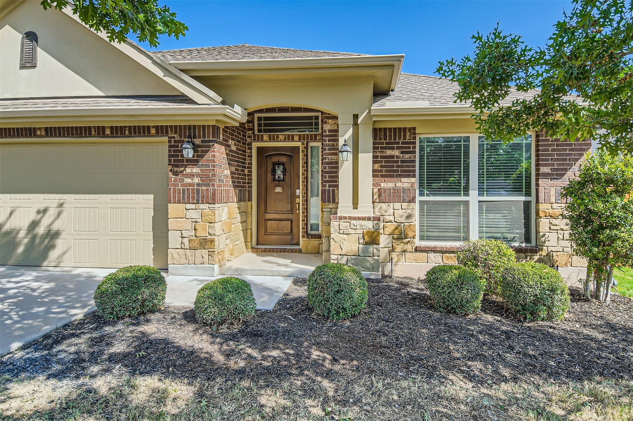 113 Lily Turf Cv Property Photo 3