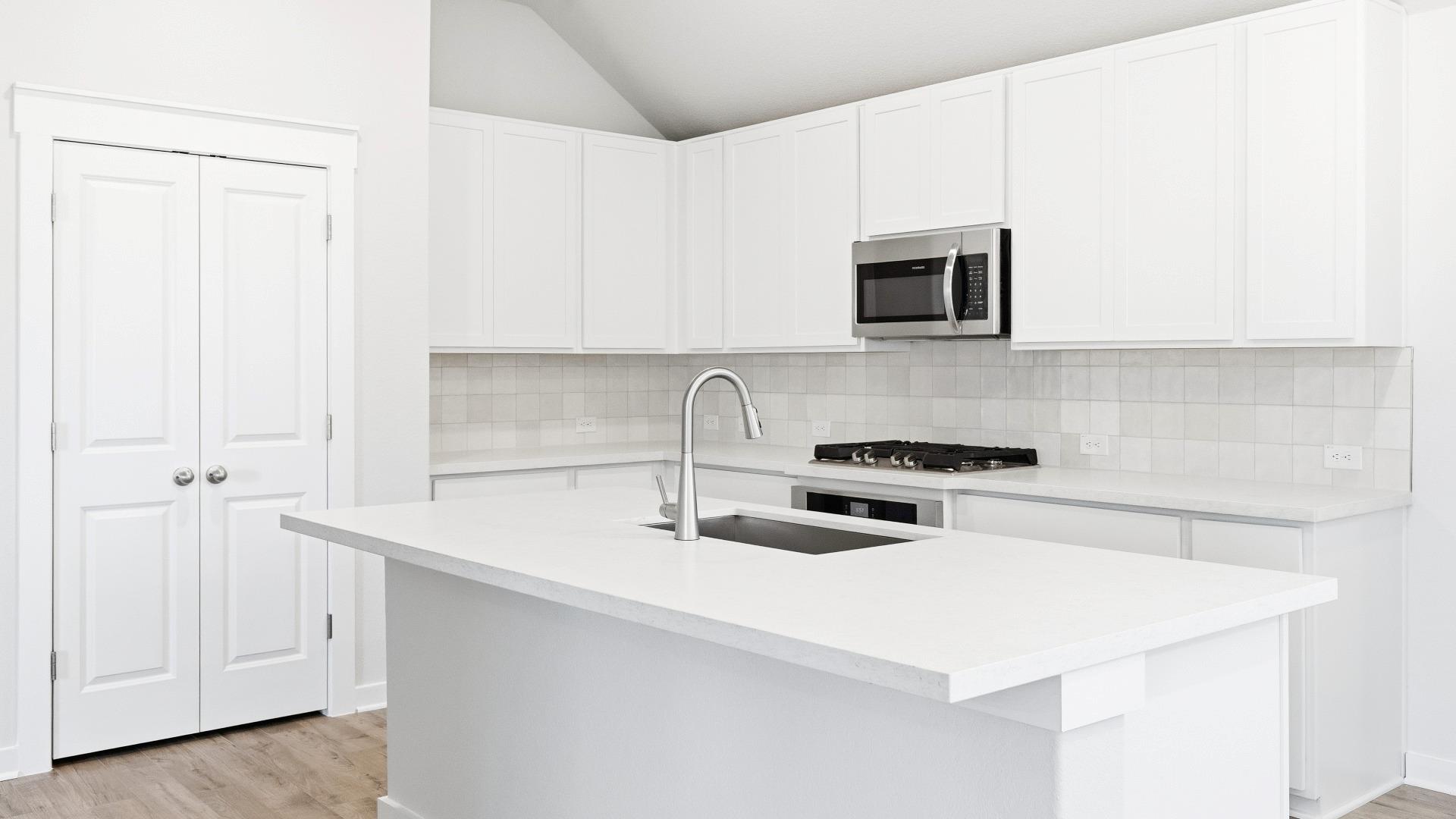 13428 Barn Chime St Property Photo 4