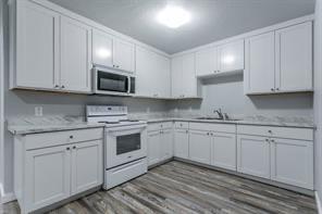 1050 Fm 970 None #101 Property Photo 2