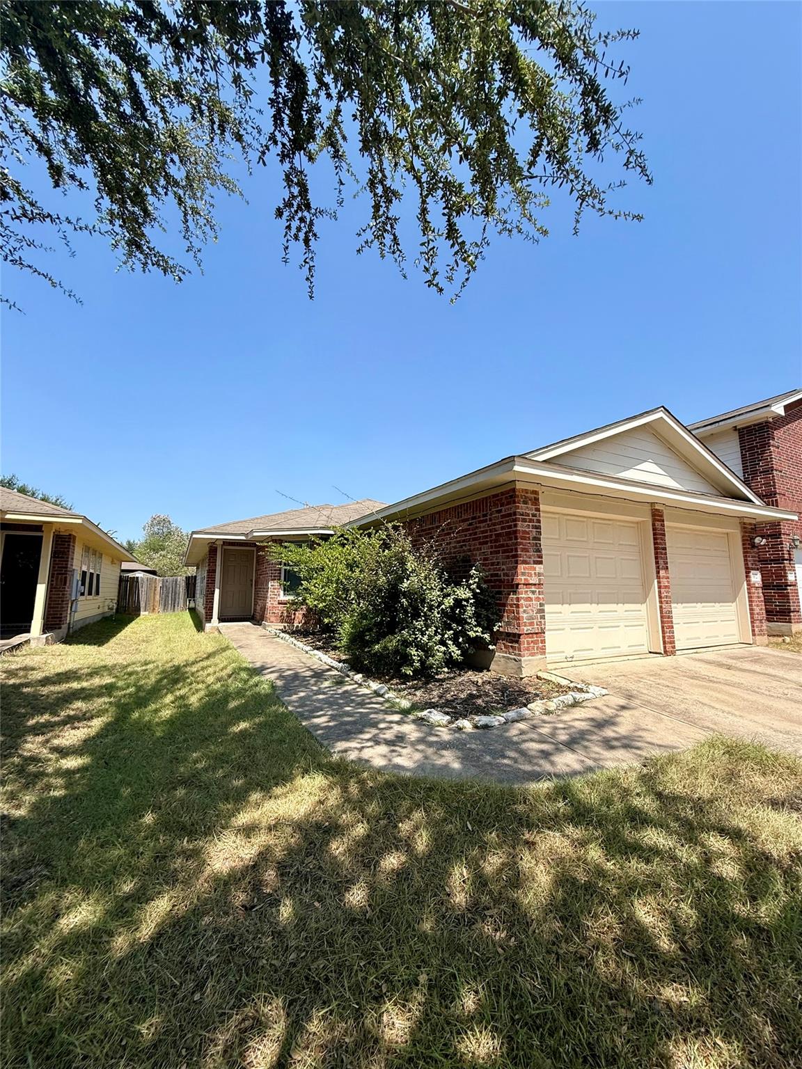 3302 Etheredge Dr Property Photo 1