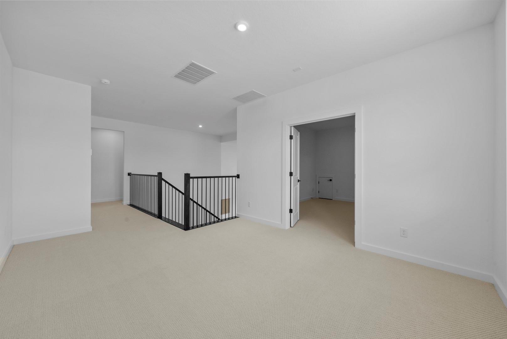 1413 Wild Juniper Ln Property Photo 8