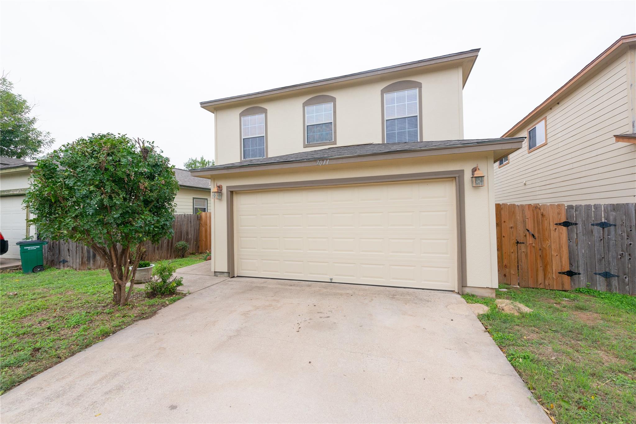 7011 Thannas Way Property Photo 1