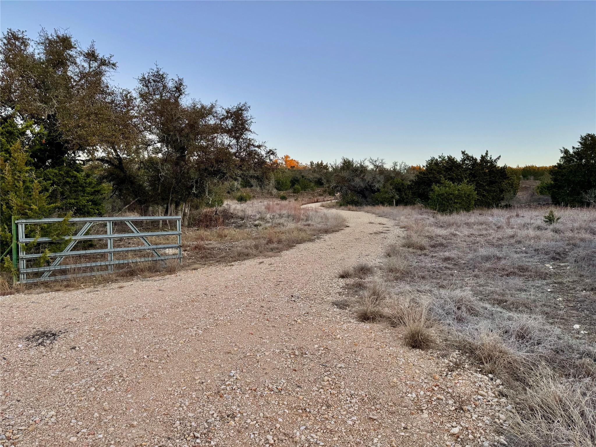 640 Sycamore Creek Dr Property Photo 2