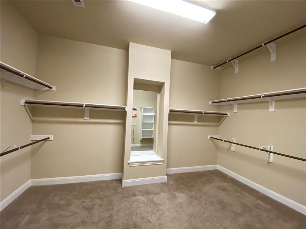 821 Richardson Ln Property Photo 17