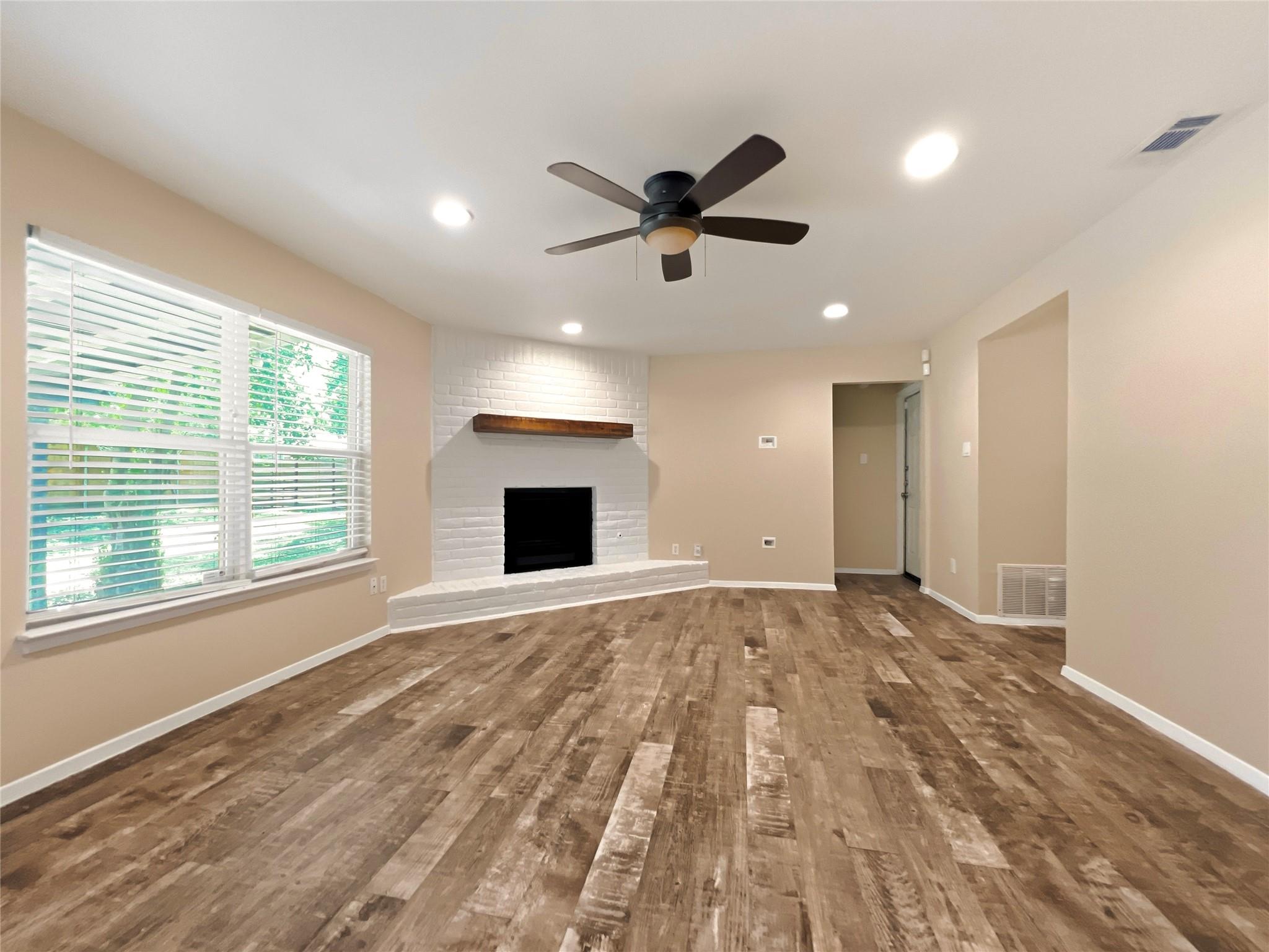 6605 Clubway Ln Property Photo 6