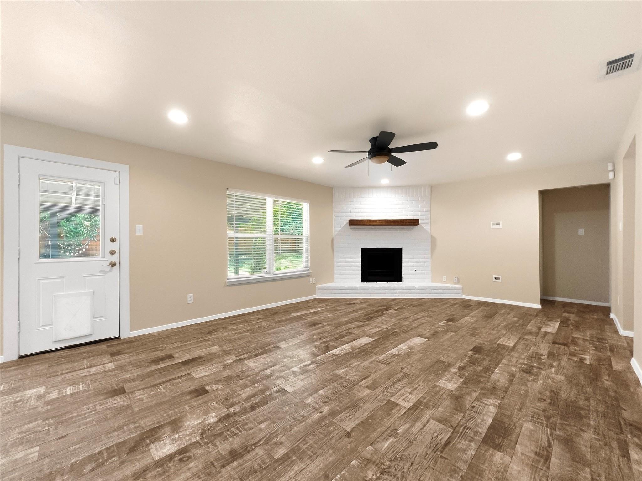 6605 Clubway Ln Property Photo 7
