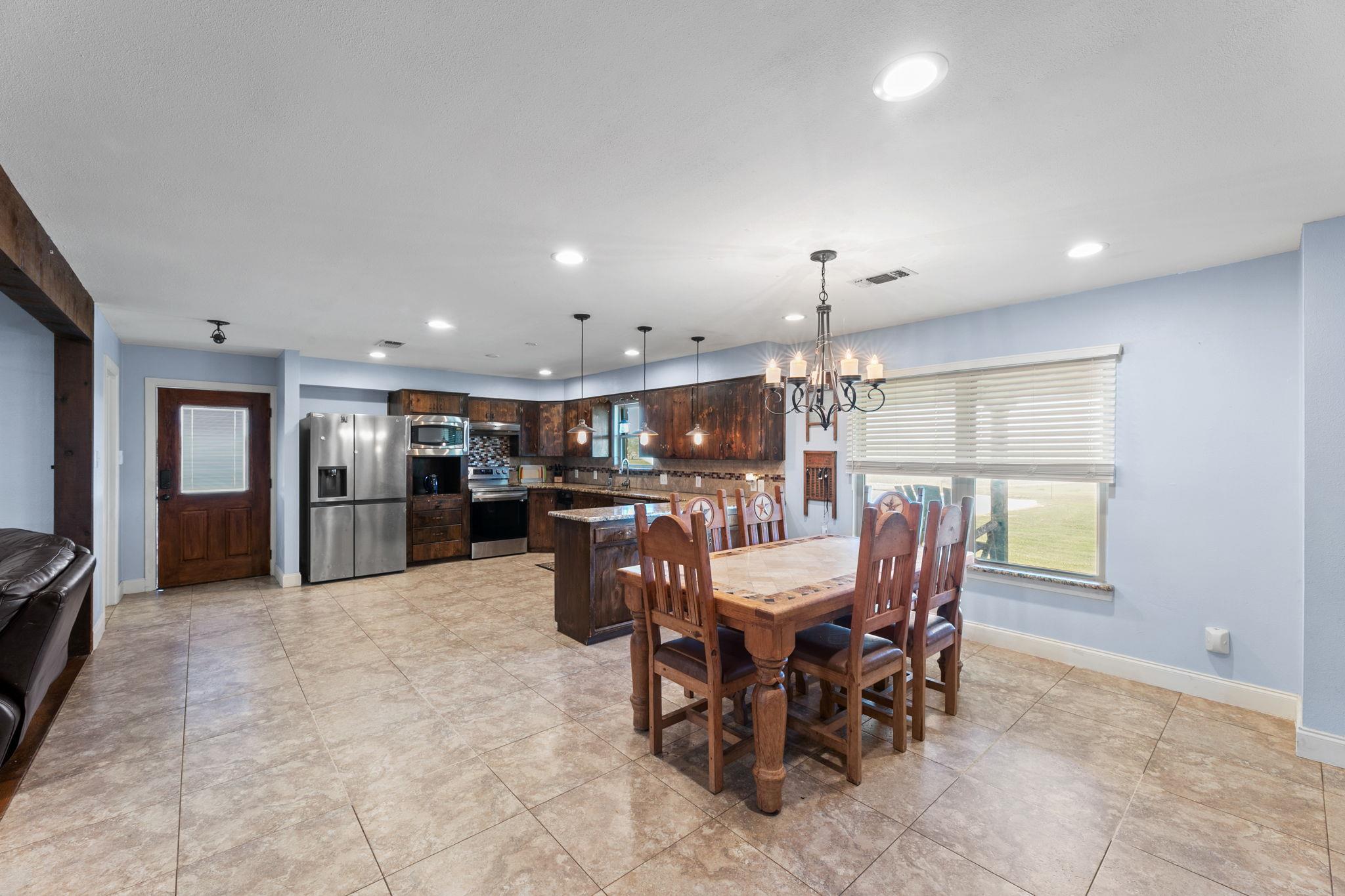 5800 Curran Dr Property Photo 14