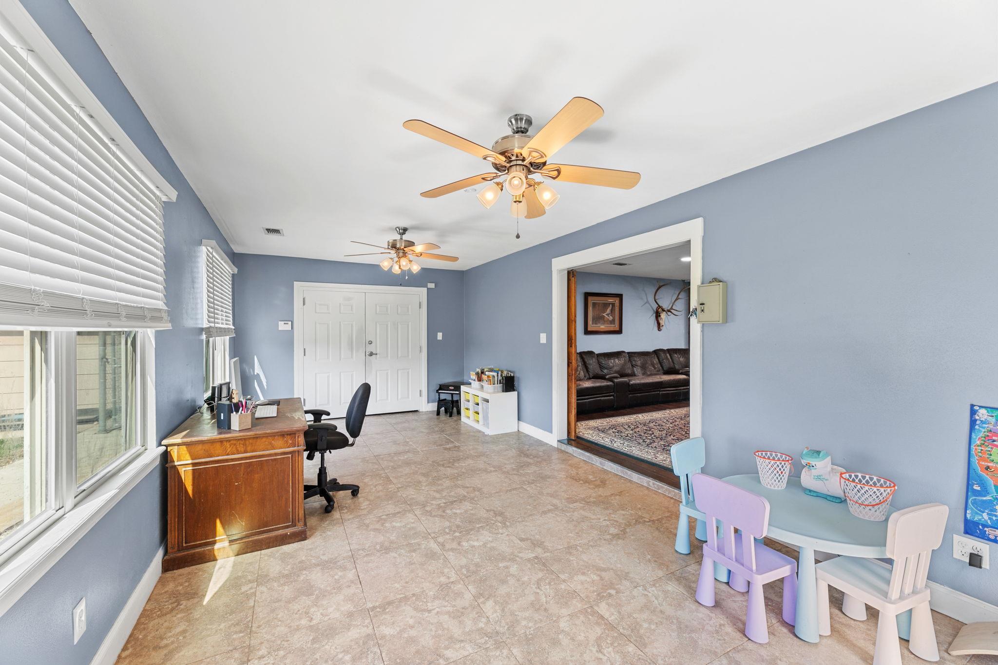 5800 Curran Dr Property Photo 15