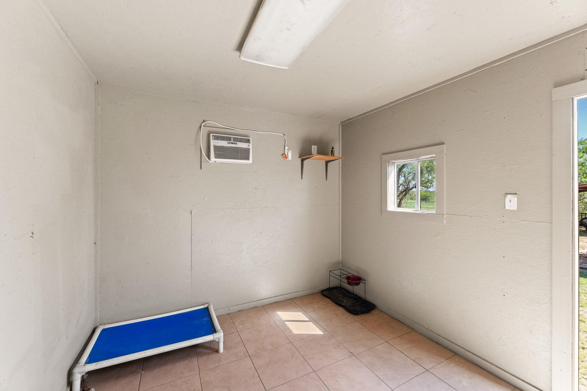 5800 Curran Dr Property Photo 24