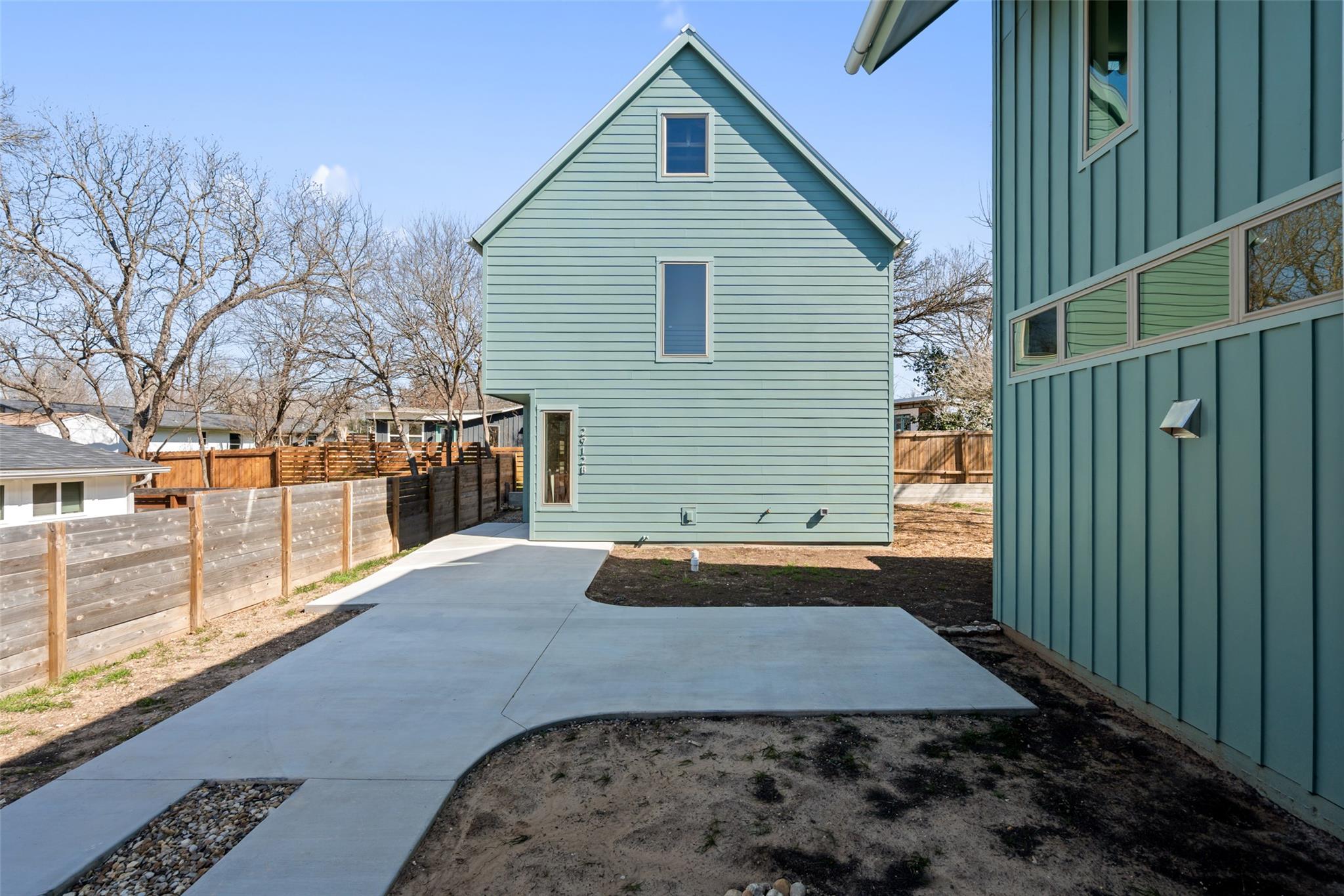 2912 Pecan Springs B Rd B Property Photo