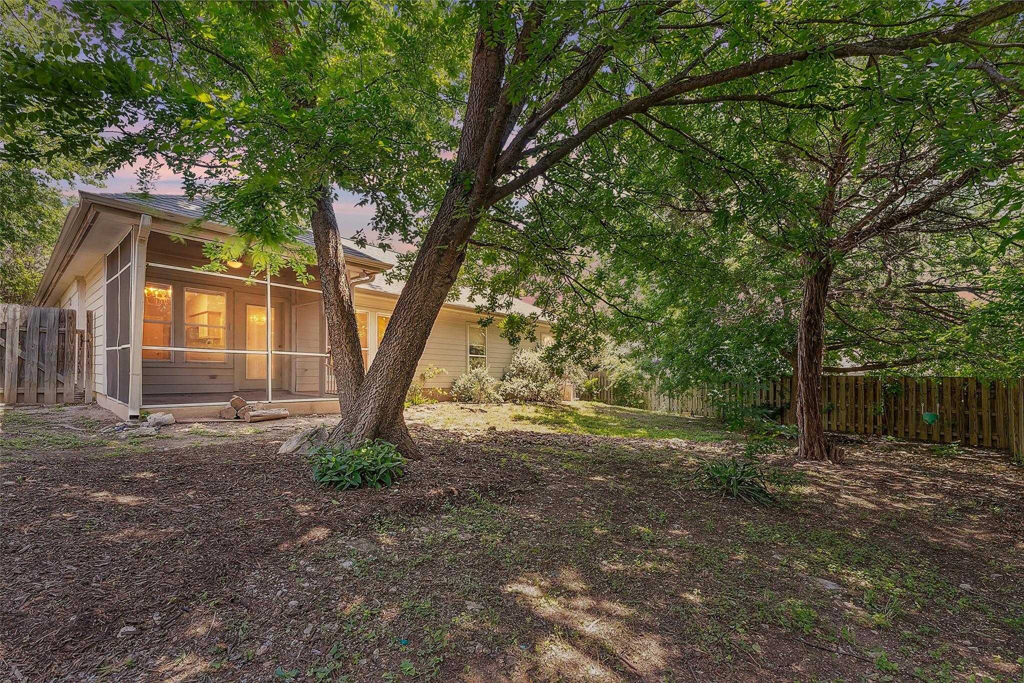 271 Mooring Cir B Property Photo 4