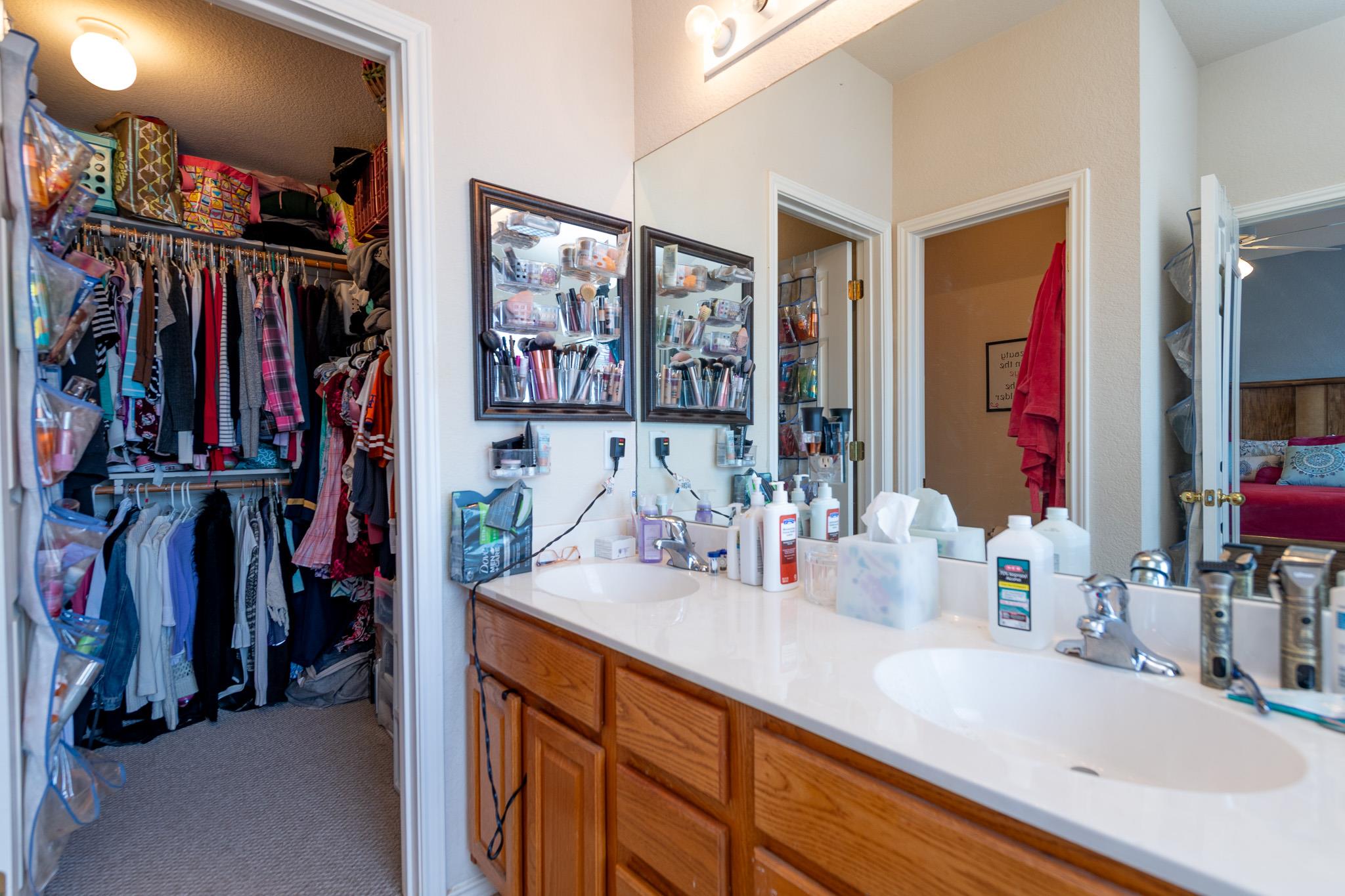 2909 Fleet Dr Property Photo 16
