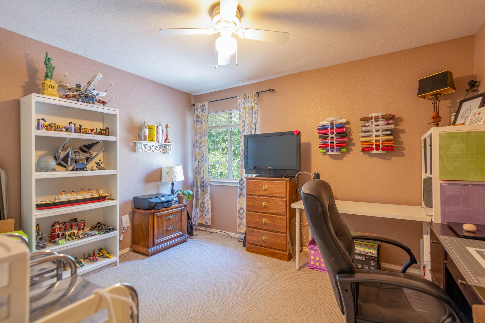 2909 Fleet Dr Property Photo 17